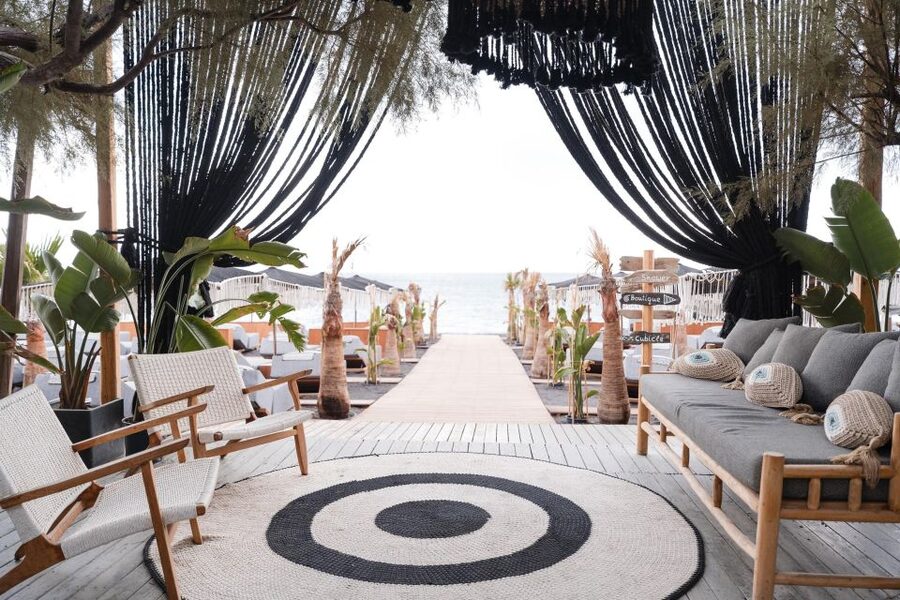 Perivolos Beach: Sun-Bed Experience FortyOne Bar Restaurant - Should you book FortyOne Beach?
