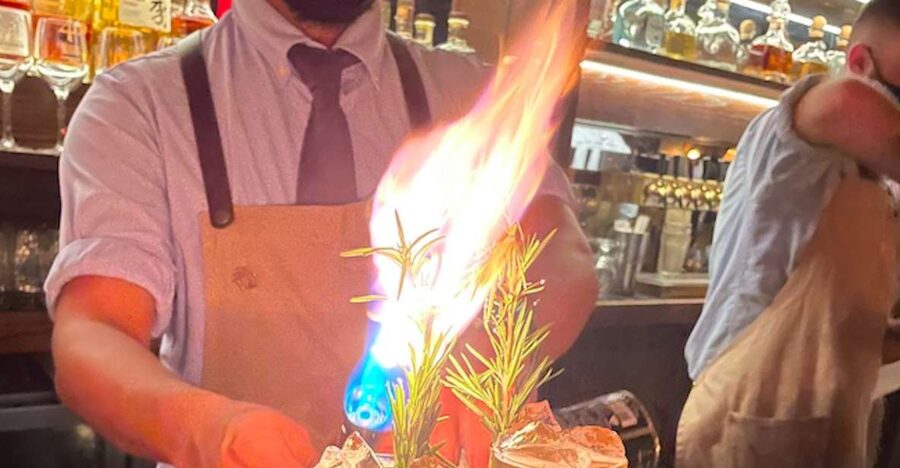 Philadelphia: Secret Bars and Favorite Spots Walking Tour - What the $35 price buys you