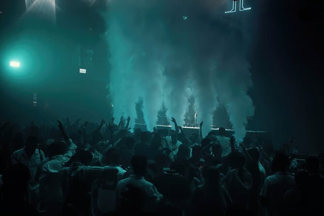 Phuket Nightlife Tour, Free Entry Bar and Club Crawl - GrandTarboosh keeps the route moving