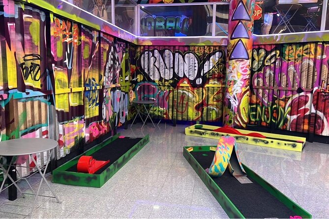 Porto Indoor Mini Golf Experience with Bar - Key Points Before You Book