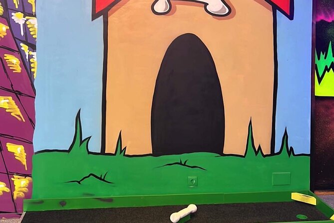 Porto Indoor Mini Golf Experience with Bar - Is $20.35 Good Value?