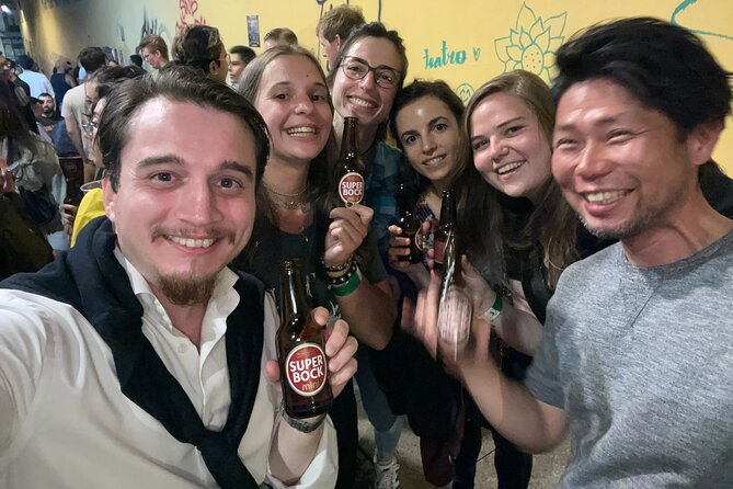 Porto Pubcrawl: 5h,7 Drinks,4 bars &Skip the line Club Entry - Timing, weather, and practical comfort