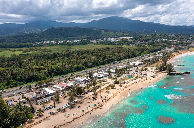 PR Chinchorreo-Beach and Bar Hopping Tour - Pako Pepe brings the frozen-drink start