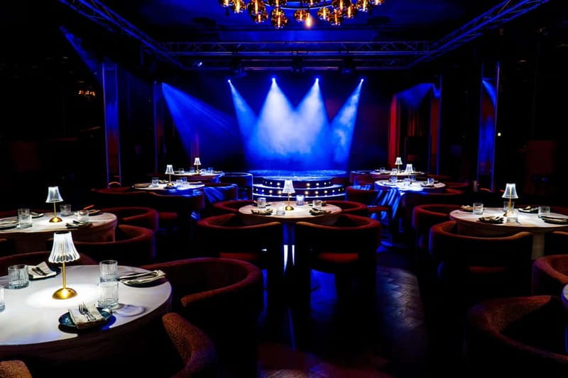 Prague: Cabaret Show at Medusa - Nightlife Prague - Dinner, Cocktails, and the Real Evening Cost