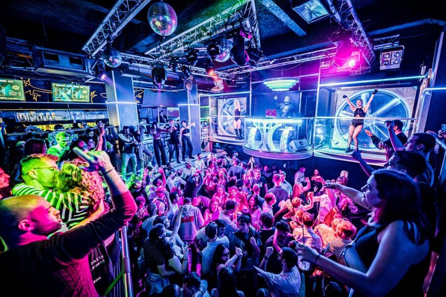 Prague: Entry ticket to Ice Pub Prague with Nightclub Option - Is $14 good value?