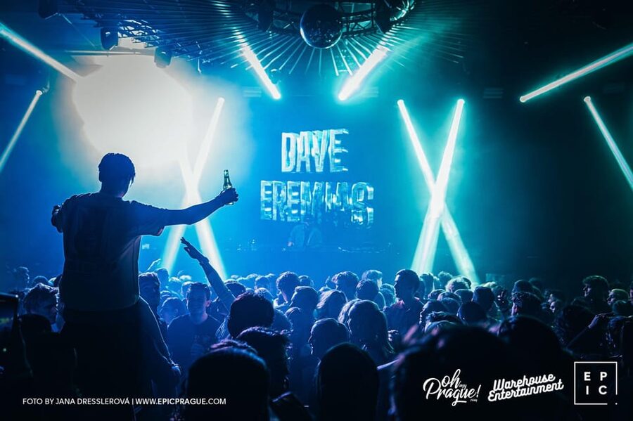 Prague: EPIC Nightclub Entry Ticket - EPIC’s light show and visual effects