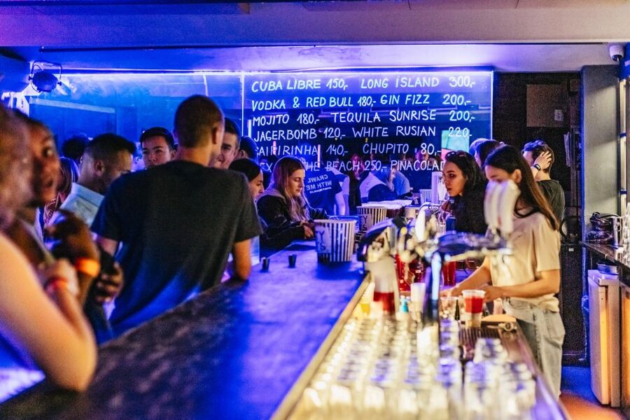 Prague: Pub Crawl with Unlimited Drinks & 5-floor Club Entry - Three or four bars and clubs after the opening stop