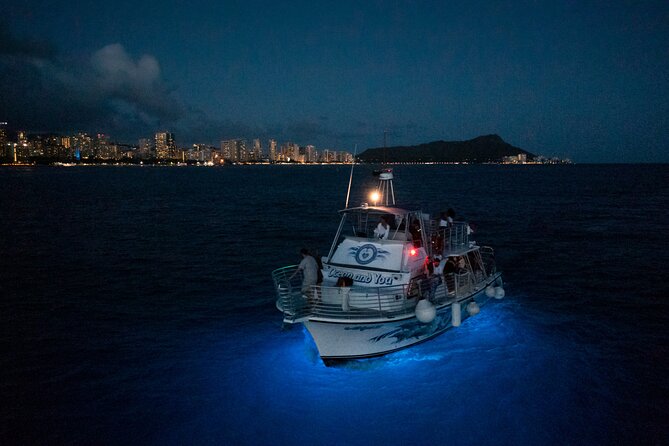 Premier Waikiki Sunset Party Cruise with Live DJ and Full Bar - Drinks and the $72 value