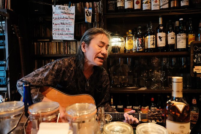 Private Bar Hopping Tour in Shinjuku Golden Gai - Second Golden Gai bar: an actor’s room with a different mood