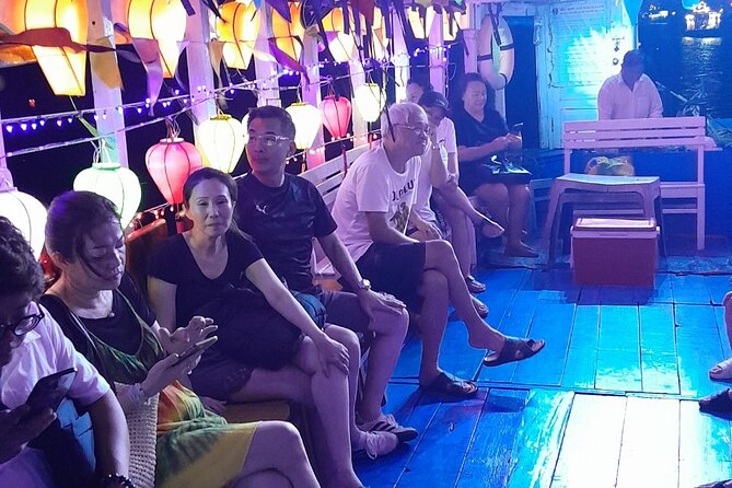 Private Bar On Lantern Boat in Thu Bon River - Dinner, seafood, and the unclear meal charge