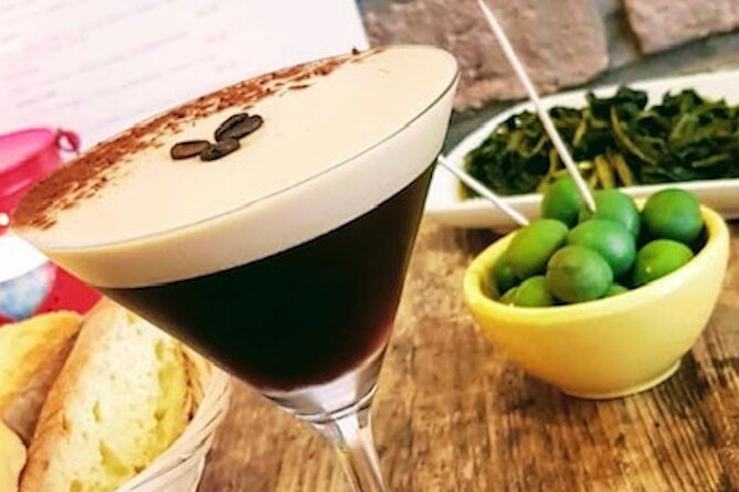 Private Cocktail Making Class in Manchester - Who should book this Manchester class?