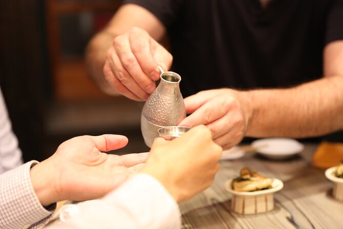 Private Food & Sake Tour in Central Kyoto with Sake Sommelier - Why this Kyoto evening feels different