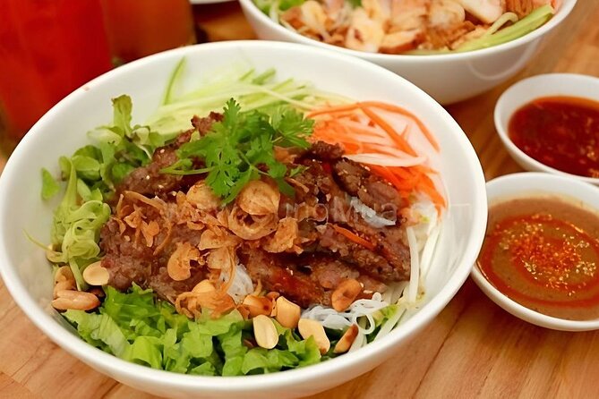 Private Guided Night Tour and Bar in Danang - Why this Da Nang night tour works