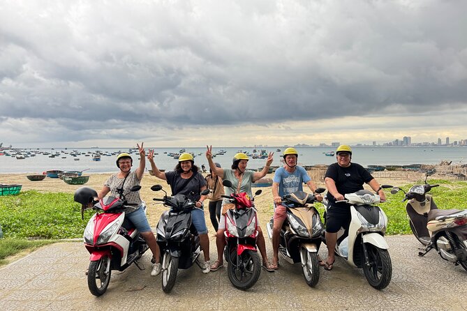 Private Guided Night Tour and Bar in Danang - Starting by the sea at a Da Nang fishing village