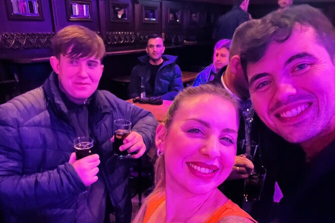 Private Hostess Bar Tour in Amsterdam Red Light District (3h) - Who should book this evening?
