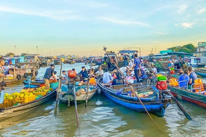 Private Jeep Street Food Tour and Night Roof Top Bar - Ho Thi Ky Flower Market after dark