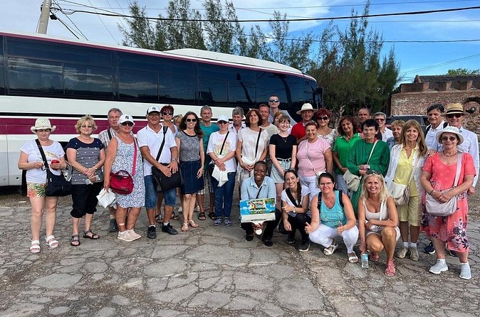 Private Nightclub Tour with Transfer from Ocho Rios, Runaway Bay - Music, dancing, and the group’s own pace
