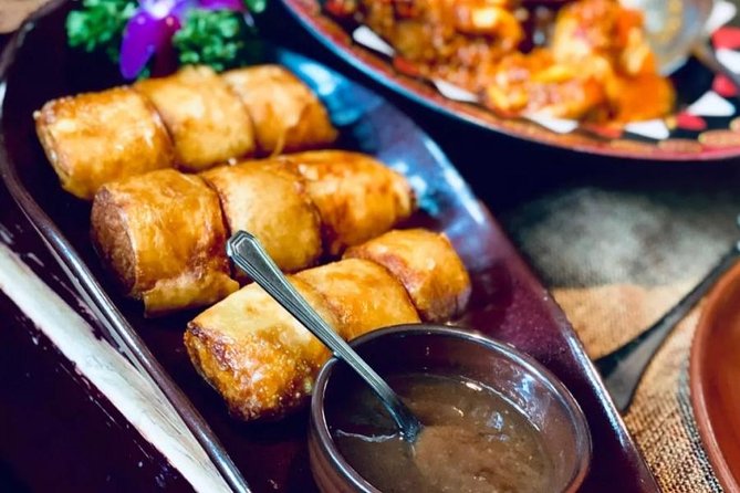 Private Shanghai Night Tour with Lost Heaven Dinner and Bar Hopping Option - Xintiandi and the short walk through shikumen lanes