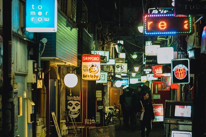 Private Shinjuku Nightlife Walking Tour & Golden-Gai Bar Crawl - Smart ways to get more from the evening