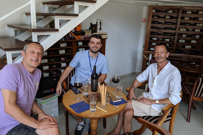 Private Wine Tasting at Bucharest's First Wine Bar - The story behind Romania’s wine recovery