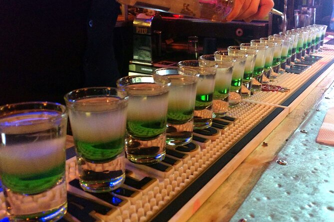 Pub Crawl Dubai: Nightlife Tours - Stop three: music and dancing in Al Barsha Heights