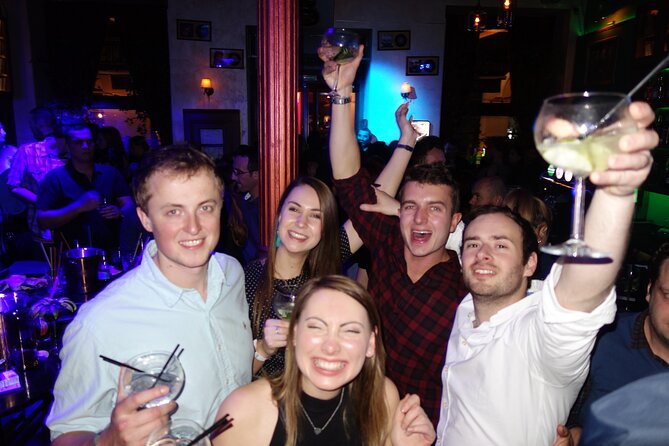 Pub Crawl Dubai: Nightlife Tours - The guides make or break the night