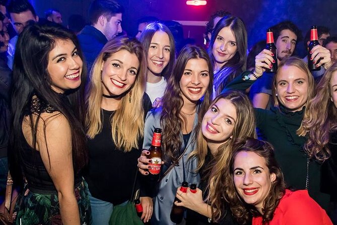 Pub Crawl + Party Night (3 Bars +VIP Entrance to a top Club ) - Practical details that affect your night