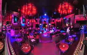 Puerto Vallarta: All you can drink Bar Crawl - How the four-hour Puerto Vallarta crawl works