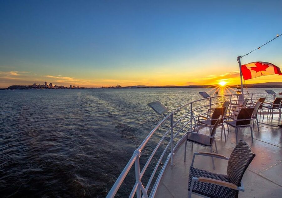 Québec City: 2-Hour Cocktail & DJ Evening Cruise - Who will enjoy this cruise most?