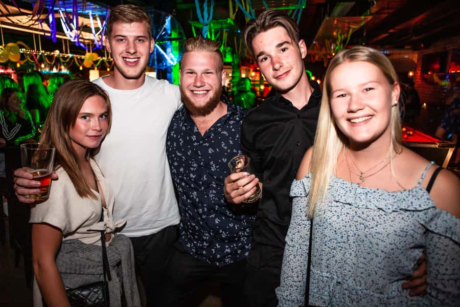 Queenstown: Ice Bar Crawl - Five bars without the usual guesswork