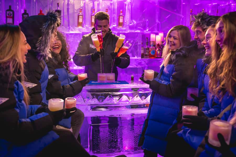 Queenstown: Ice Bar Entry with Warm Winter Gear and Drink - Why the location works well