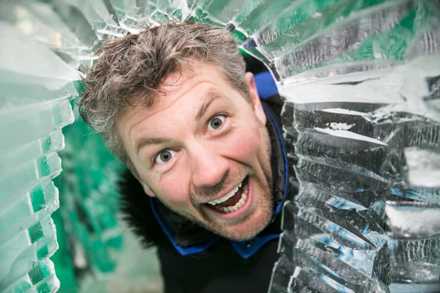 Queenstown: Minus 5 Ice Bar Experience with Drink Options - Inside the ice bar: 18 tonnes of frozen detail