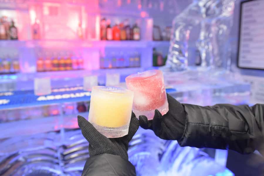 Queenstown: Minus 5 Ice Bar Experience with Drink Options - The short briefing before the cold room