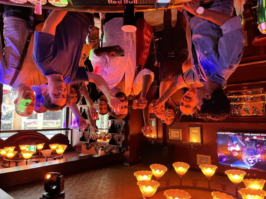 Rainbow Bar Stroll: Sashay through Amsterdam - Drag Queens, DJs, and the Dance Element