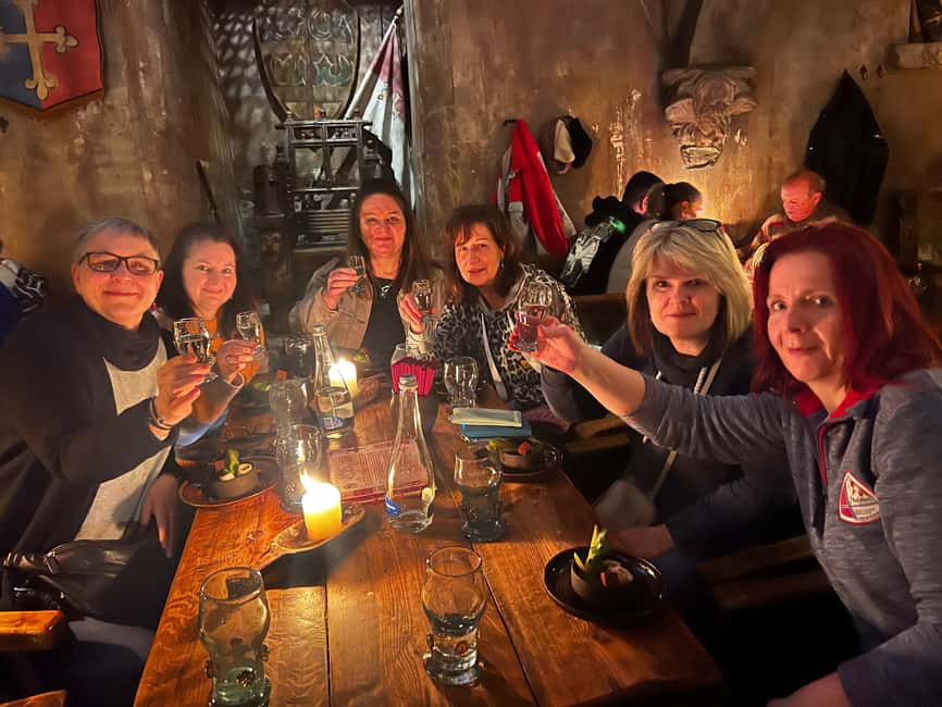 Riga: Pub Crawl for 50+ with Folk Clubs & Authentic Bars - Meeting a guide who knows where to go