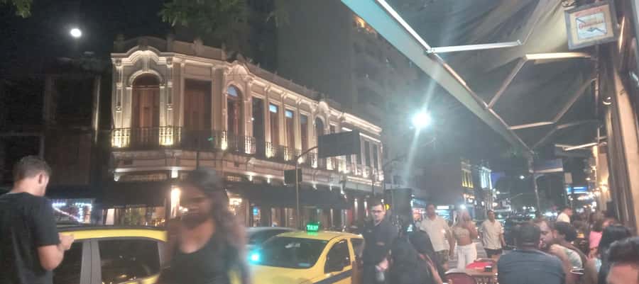 Rio Nightlife for music lovers and party makers: experience! - Who will get the most from this experience?