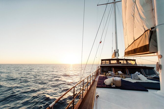 Romantic Sailboat Sunset: Live Music, Premium Bar & Dinner -Cabos - The Baja Duo Gives Dinner Some Substance