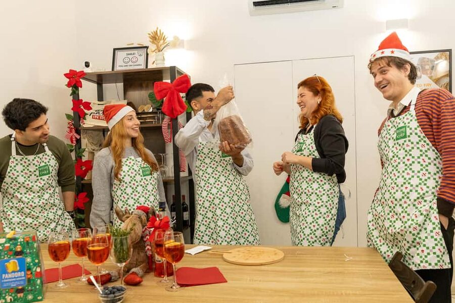Rome Cooking Class: Make Pasta and 3 Spritz Cocktails - Carbonara or cacio e pepe, two very Roman choices