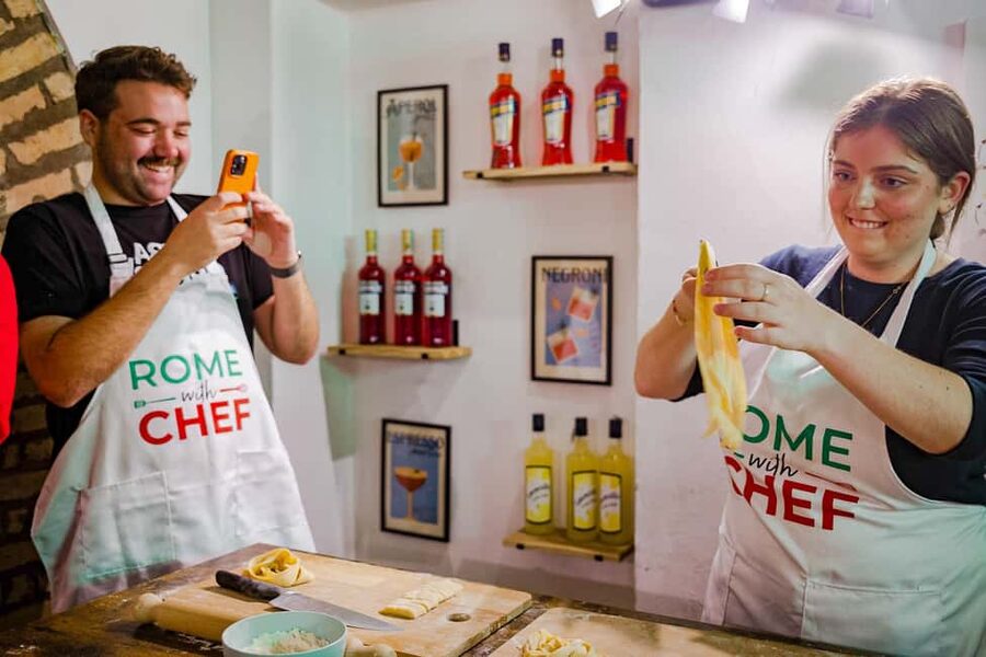 Rome Cooking Class: Make Pasta and 3 Spritz Cocktails - Who should book this Rome cooking class?