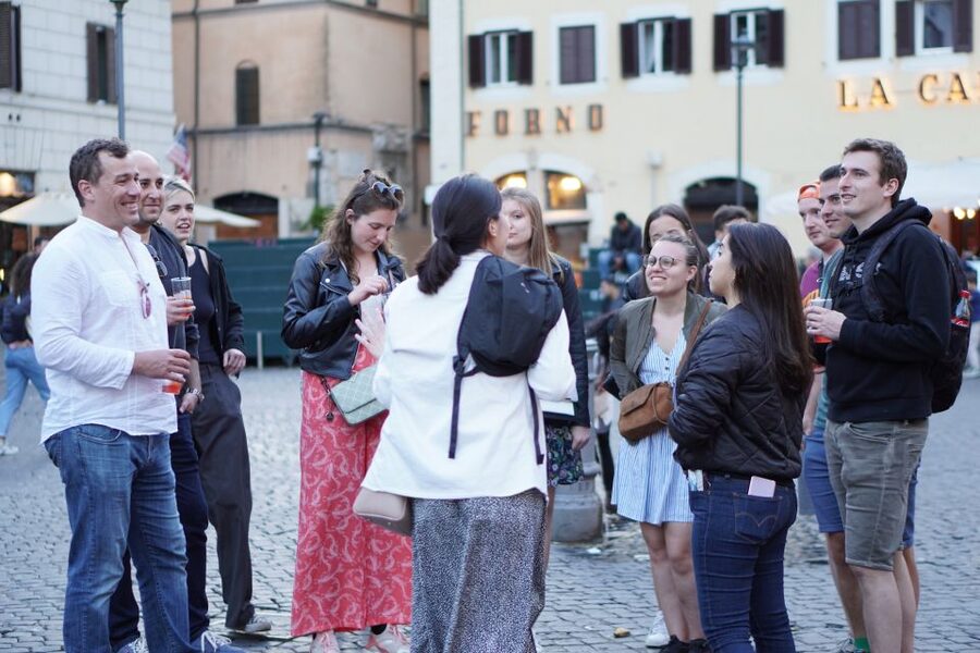 Rome: Evening Walking Tour with Cocktails and Local Guide - How much walking and drinking should you expect?