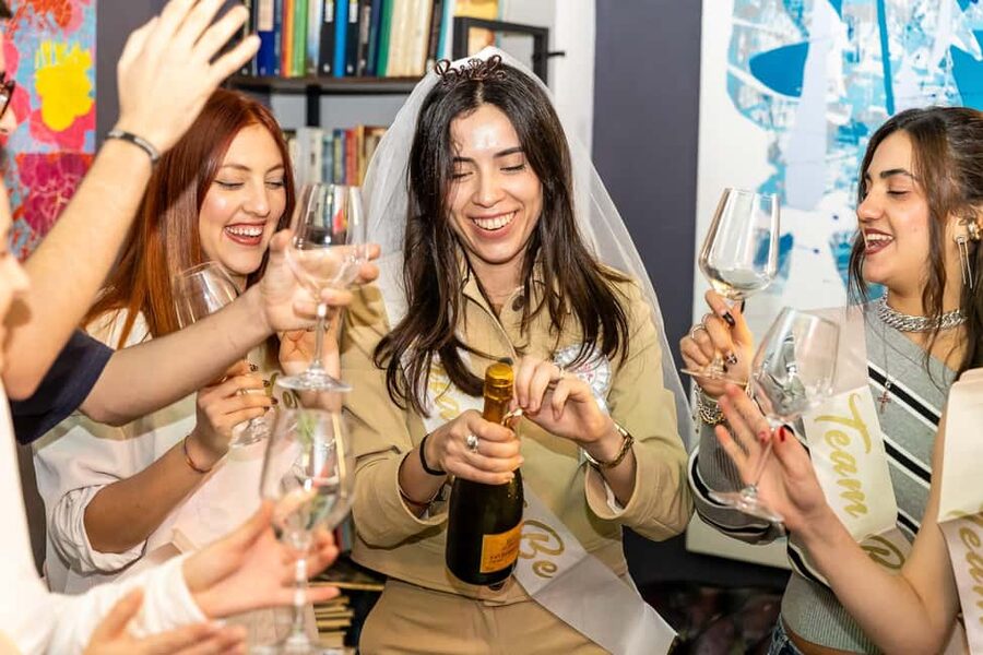 Rome: Guided Bar Crawl with Drinks & Dark History - The guides make or break the night