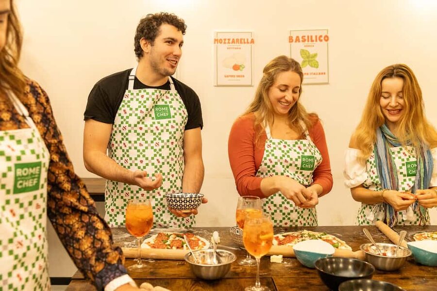 Rome: Pizza Making Cooking Class With Spritz Cocktails - Timing, language, and booking details
