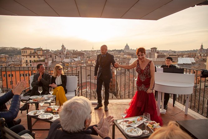 Rooftop Bar Opera Show: The Great Beauty of Rome - The Piazza Navona setting and the Roman view