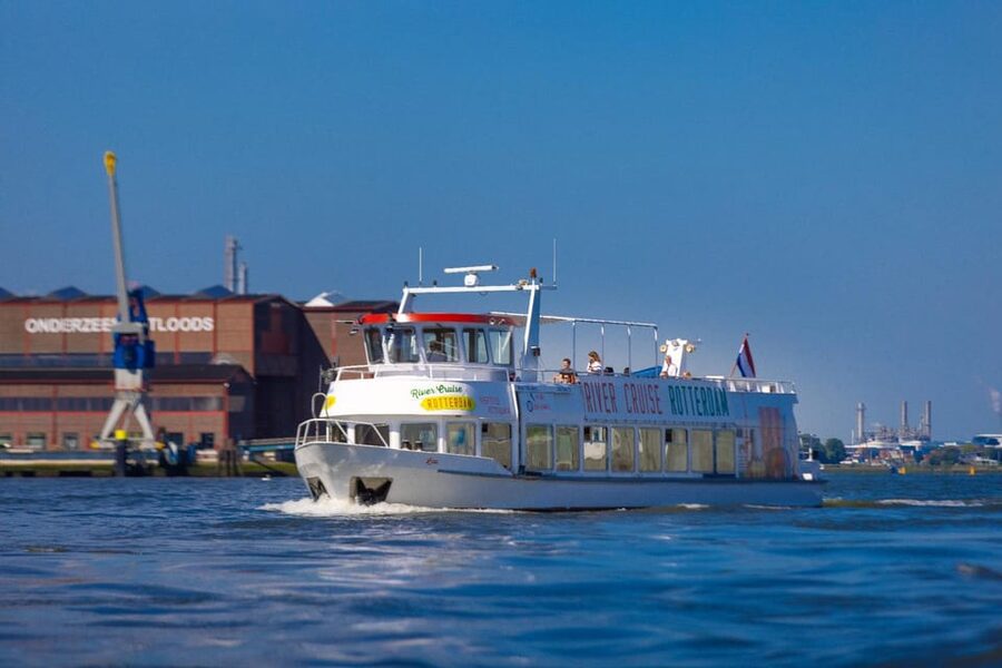 Rotterdam: Summer Cocktail Cruise - Who Will Get the Most From This Cruise