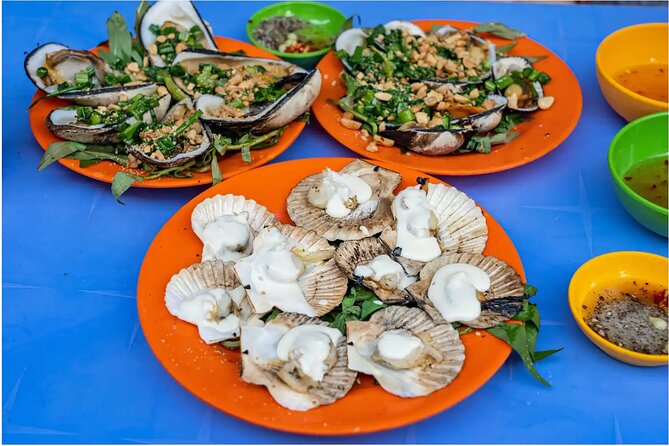 Saigon After Dark With Seafood, Beer & Live Music Bar - Why a scooter makes sense after dark