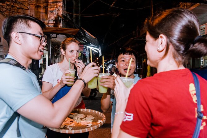 Saigon After Dark With Seafood, Beer & Live Music Bar - Rooftop views and the live music question