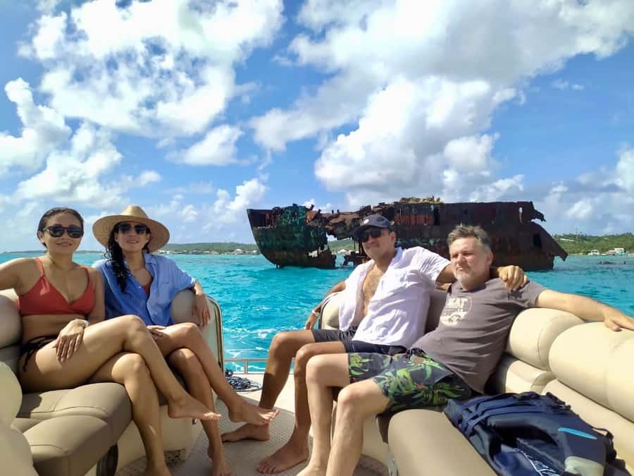 San Andres: Private Boat Trip with Tiki Bar & Rose Cay Stops - White Watta and the floating bars Ibiza and Franz