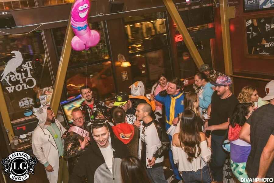 San Diego: Downtown Bar Crawl Party Pass - Starting at Good Night John Boy Between 9 and 10 PM