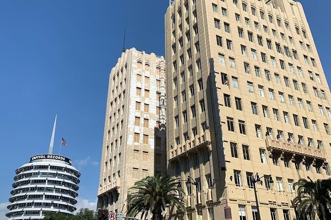 Santa Monica Private Tour with Restaurant and Bar Stops - Price, group size, and real value