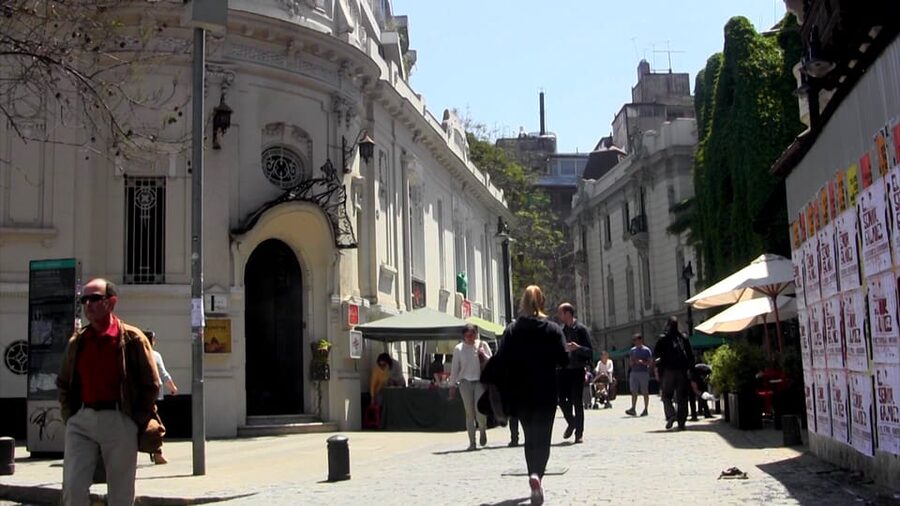 Santiago: Private Bar Tour with Beer and Cocktail Tasting - Should you book the Santiago private bar tour?